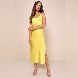 LULU’S CERTAINLY GLORIOUS SATIN BACKLESS MIDI SLIP DRESS